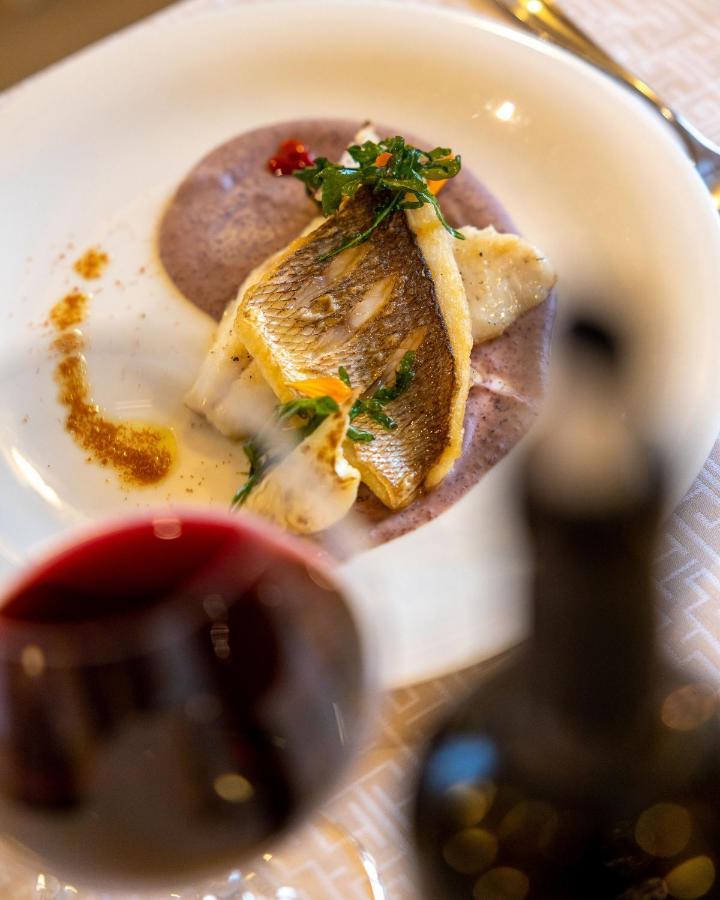 Velanera Hotel & Restaurant Šišan 外观 照片